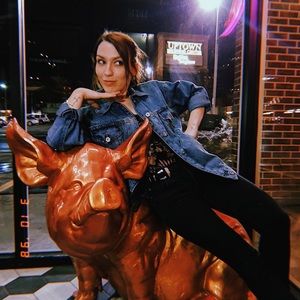 Meet your Posher, Anna